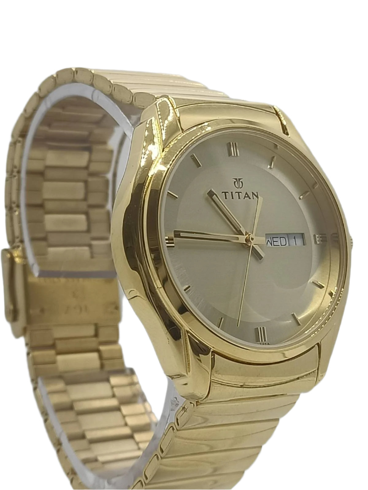 Titan Quartz Analog with Day and Date Champagne Dial Golden Stainless Steel Strap Watch For Men